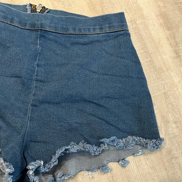 2pc Denim Bralette and Short Set - Picture 4 of 6